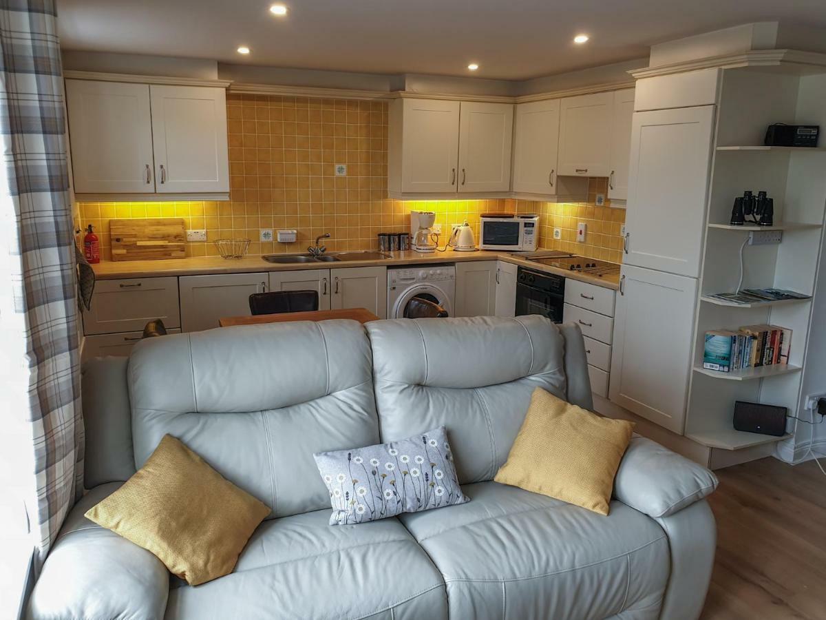 Coastal View Apartment บุชมิลส์ ภายนอก รูปภาพ